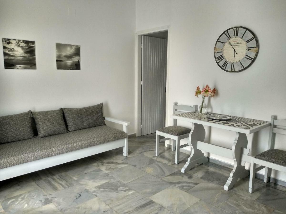 Galaxy Apartments Alikí 외부 사진