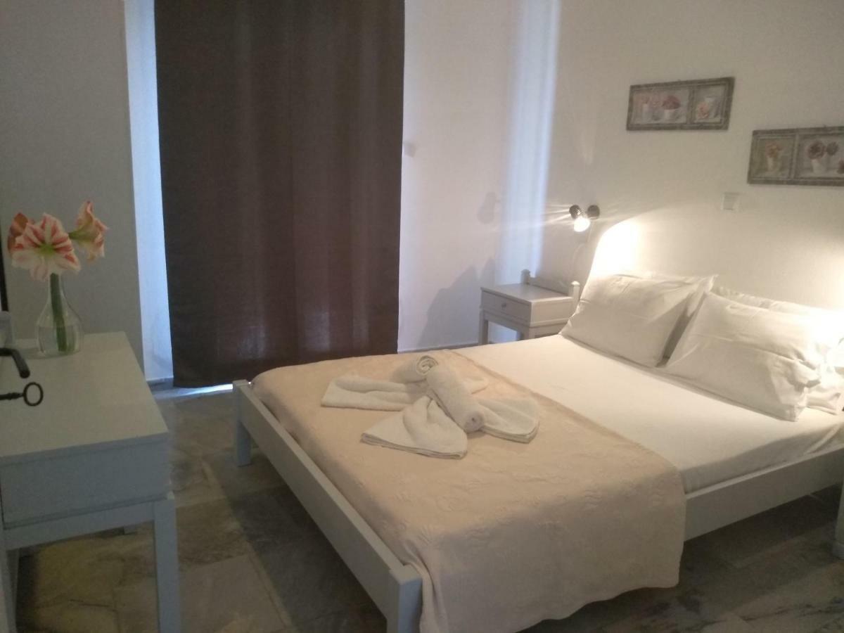 Galaxy Apartments Alikí 외부 사진